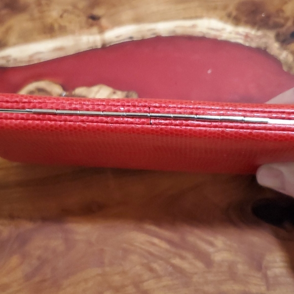 Red Wallet - Picture 4 of 4